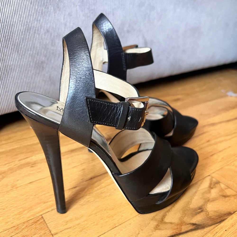 MICHAEL by Michael Kors Oksana strappy platform sandals - black